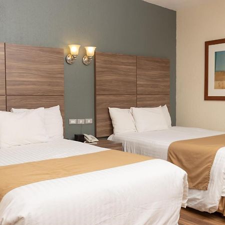 Best Western Cumbres Inn Cd. Cuauhtemoc Exterior foto
